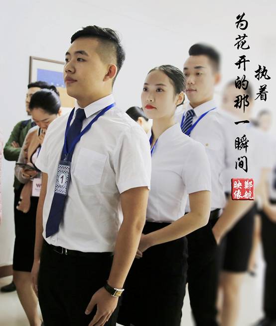 执着 为花开的那一瞬间.jpg